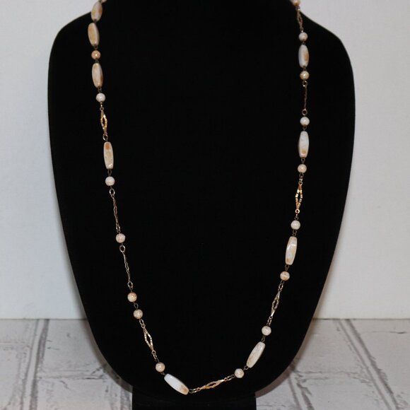 🤎 Vintage Gold & Ceramic Beaded Necklace 31" Length | White & Tan Beads | - Picture 1 of 5